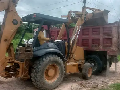  Maquinaria para construcción 